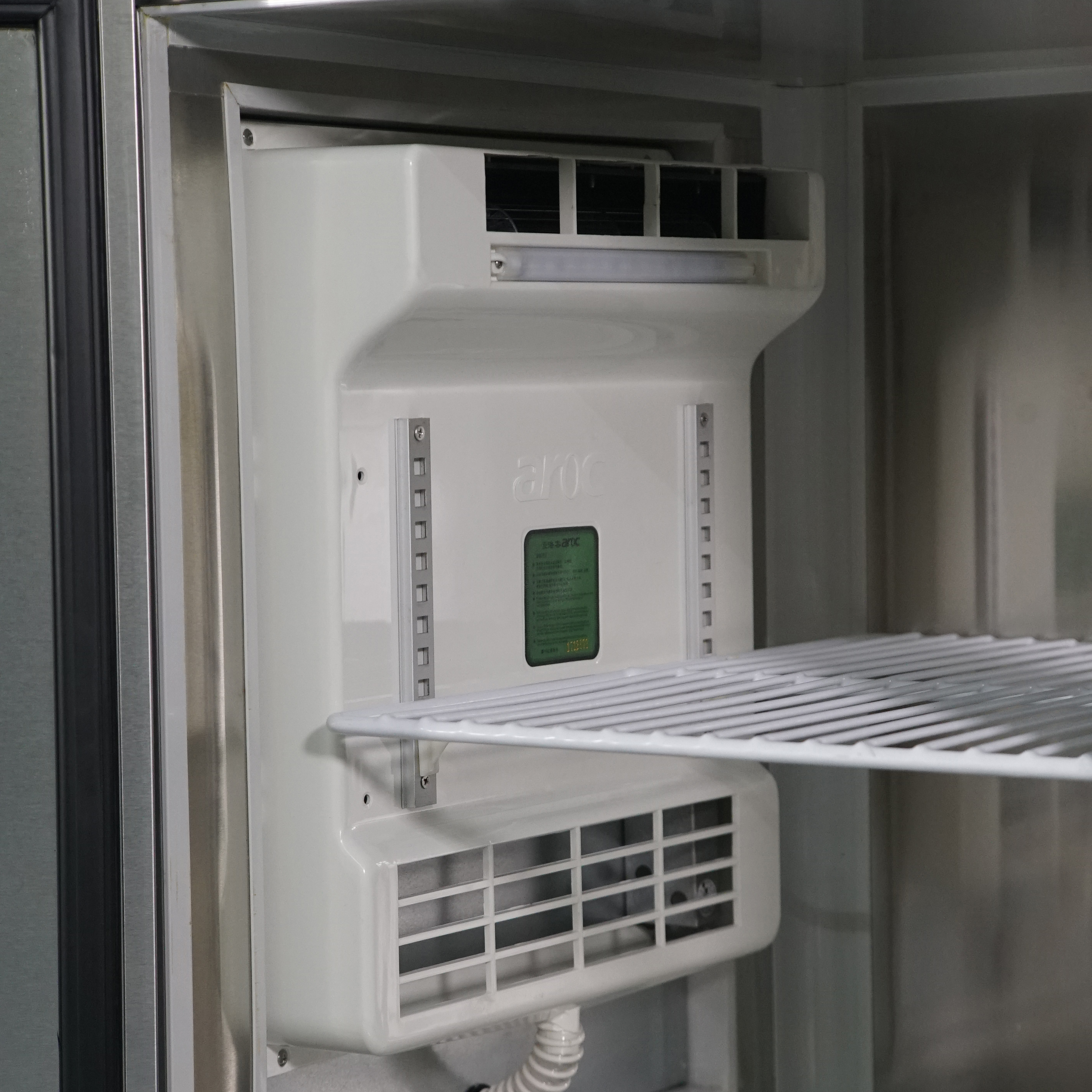 Трехдверный встречный холодильник из нержавеющей стали